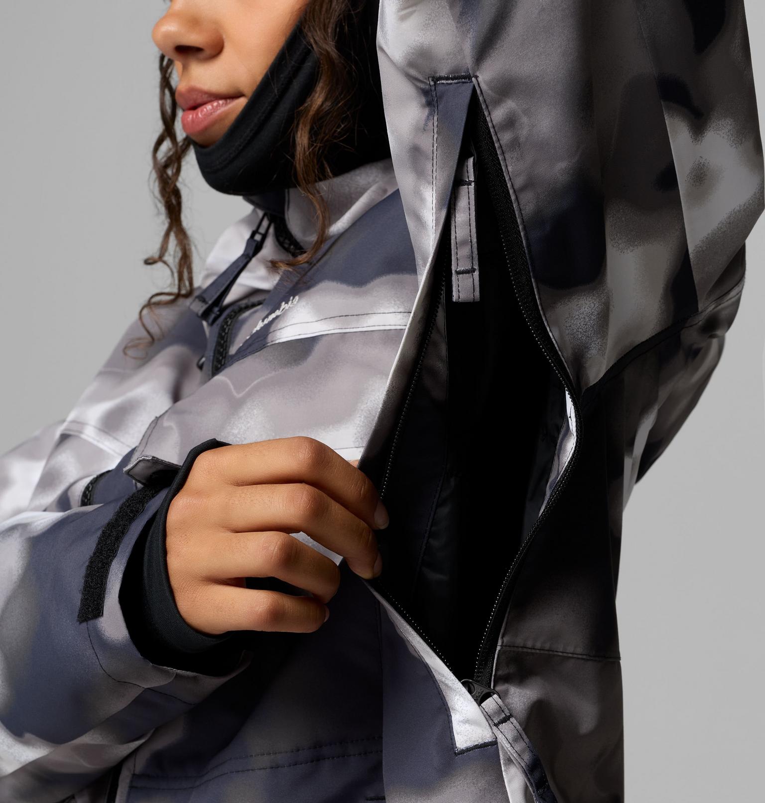 Image of COLUMBIA Columbia Women's Coreshot Printed Jacket  Snowfit