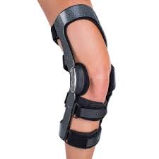 Image of DONJOY DonJoy Armor Knee Brace  Snowfit