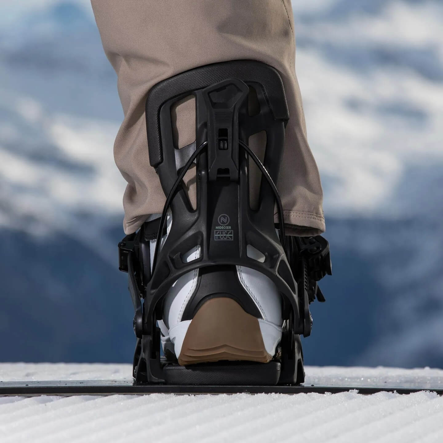 Image of FLOW BINDINGS Flow Fuse Snowboard Bindings  Snowfit