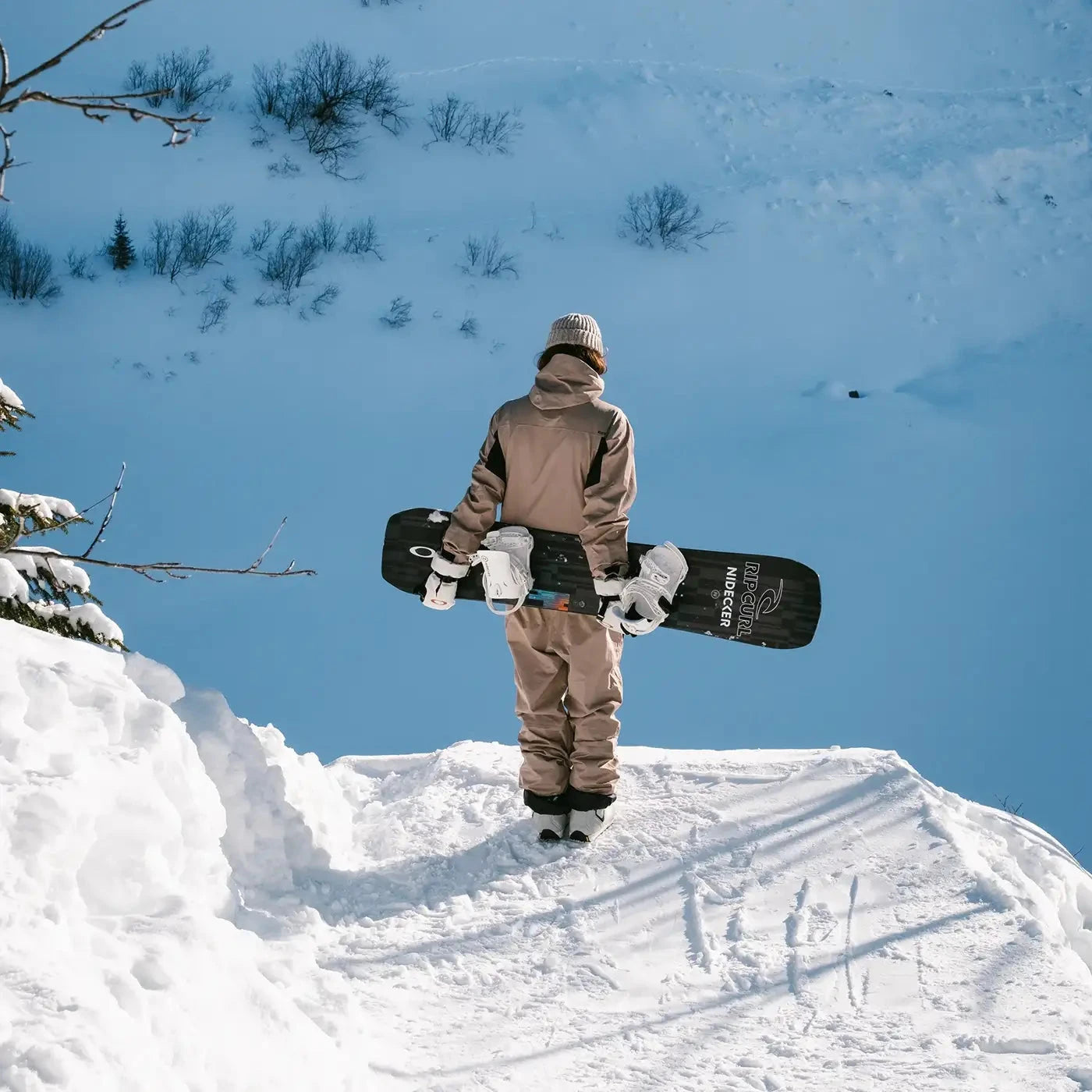 NIDECKER Nidecker Escape Plus Snowboard  Snowfit