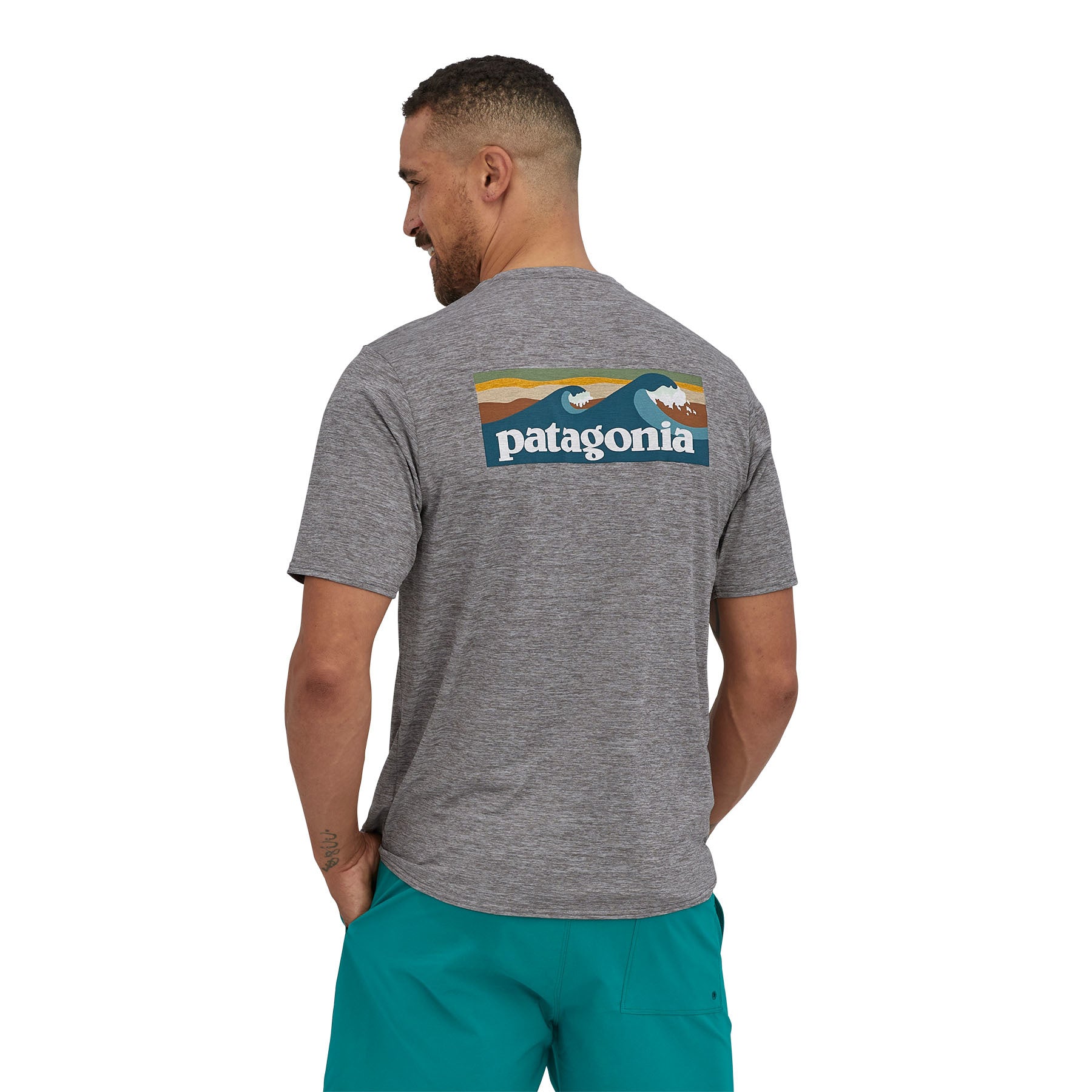 Collection of Patagonia Men's Cap Cool Daily Wave Graphic Shirt Grey PATAGONIA in a gallery layout