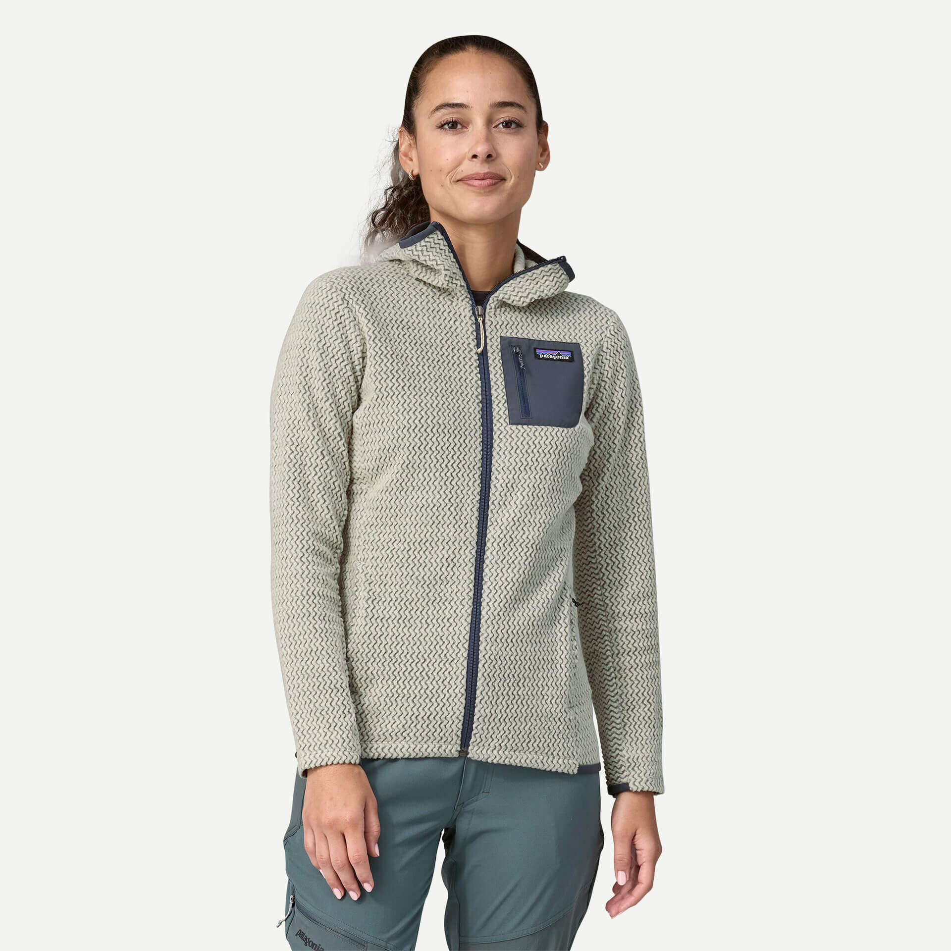 Image of PATAGONIA Patagonia W's R1 Air Full-Zip Hoody  Snowfit