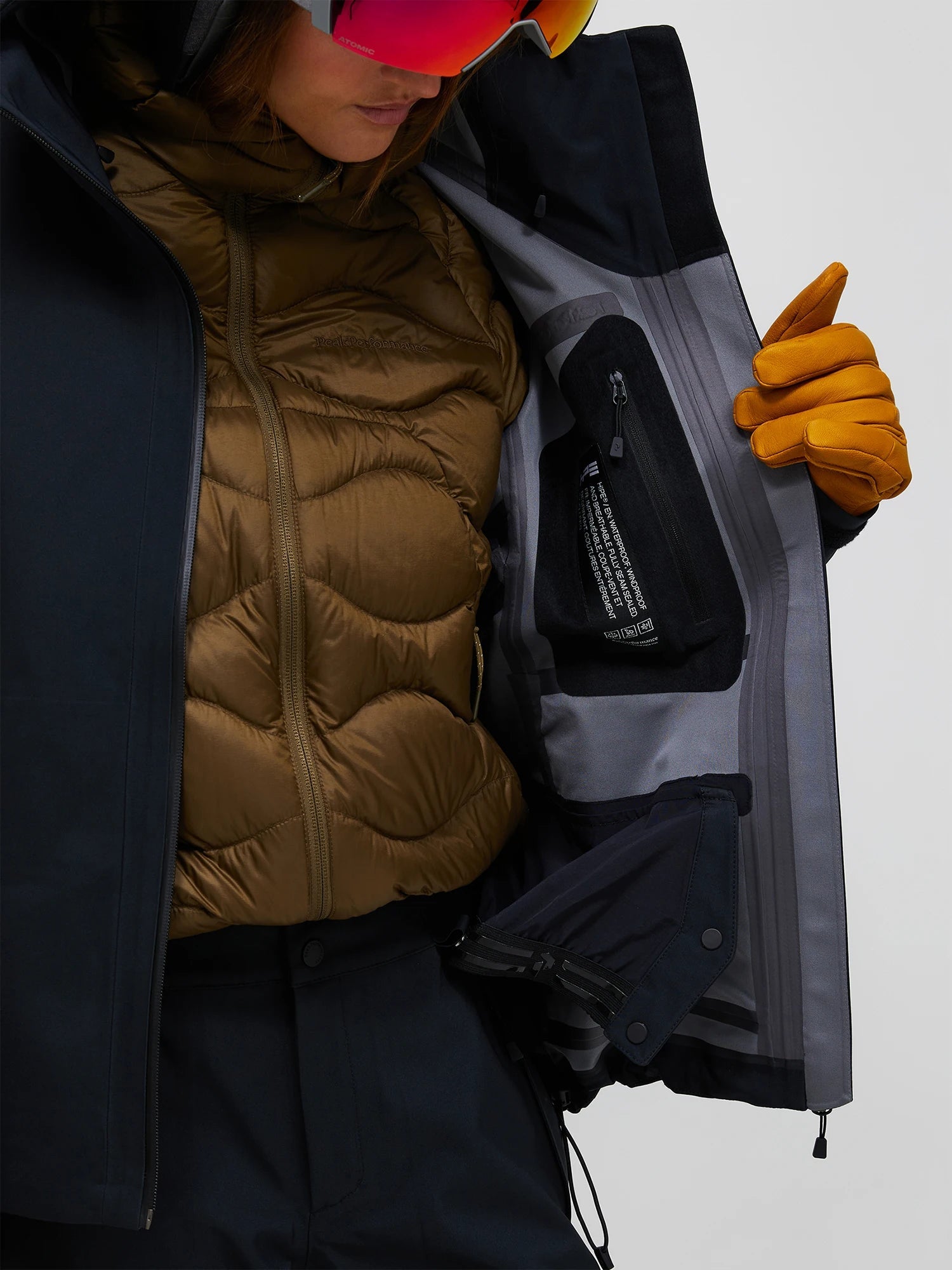 Image of Peak Performance Peak Performance Women's Anima 3L Jacket  Snowfit