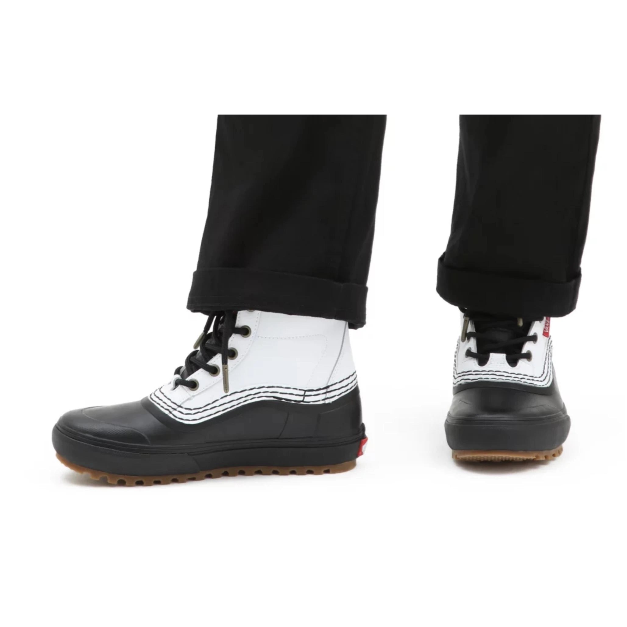 Image of Vans Kennedi Deck Standard Mid Snow MTE Shoe VANS